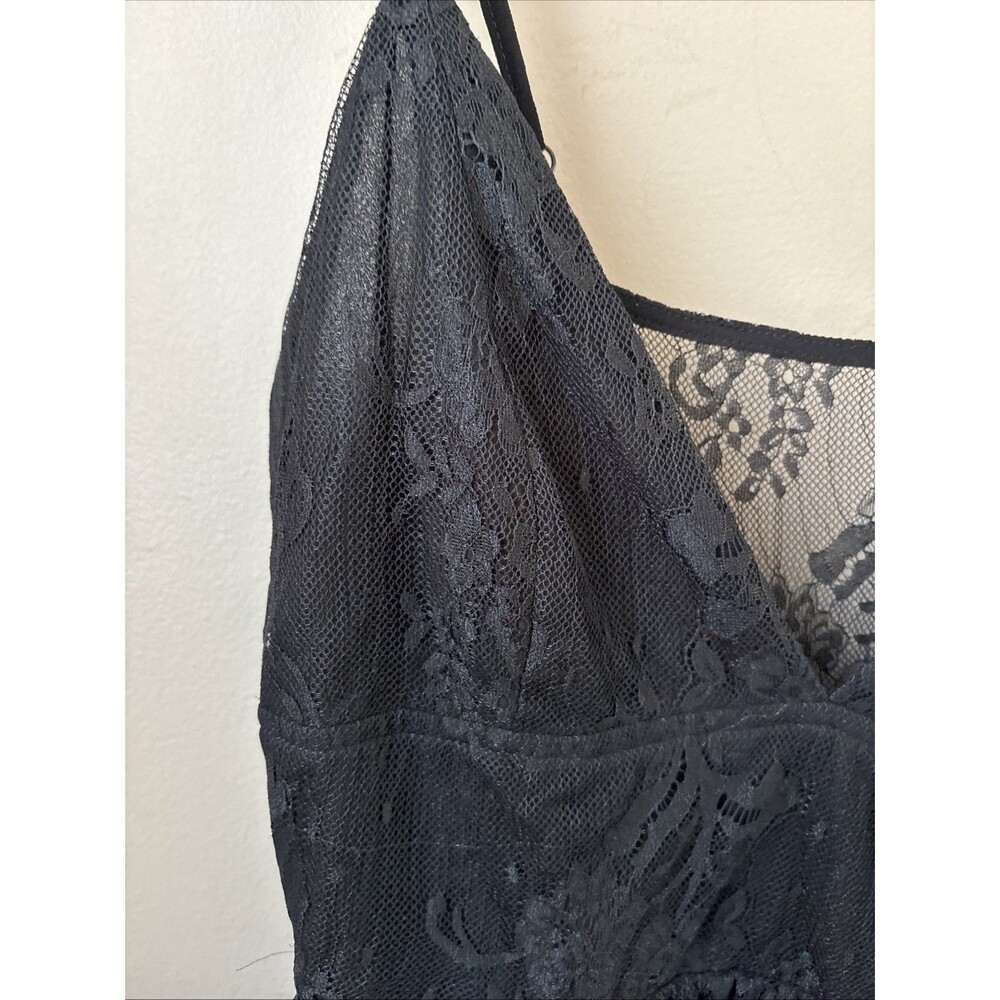 Tobi Black Lace Mini Dress Womens L NWT Ruffle Sleeve V Neck Fit Flare - Picture 4 of 10